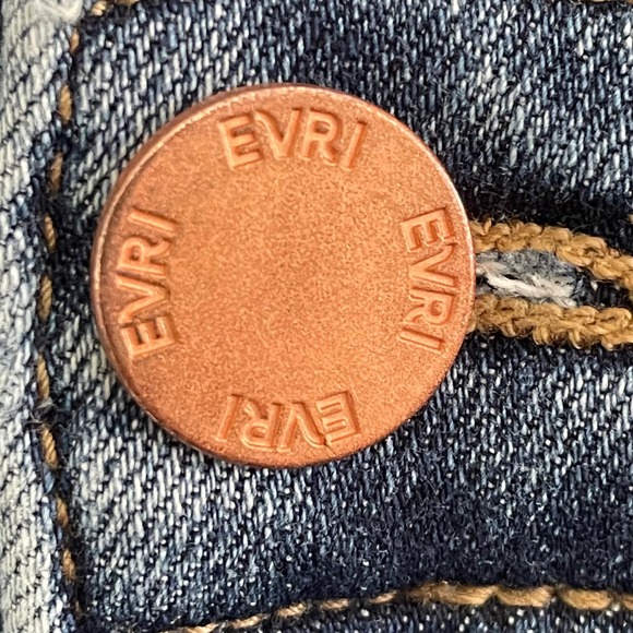 EVRI Size 16W Distressed Tulip Raw Hem High Rise Ankle Jeans Medium Wash Stretch - Picture 10 of 10